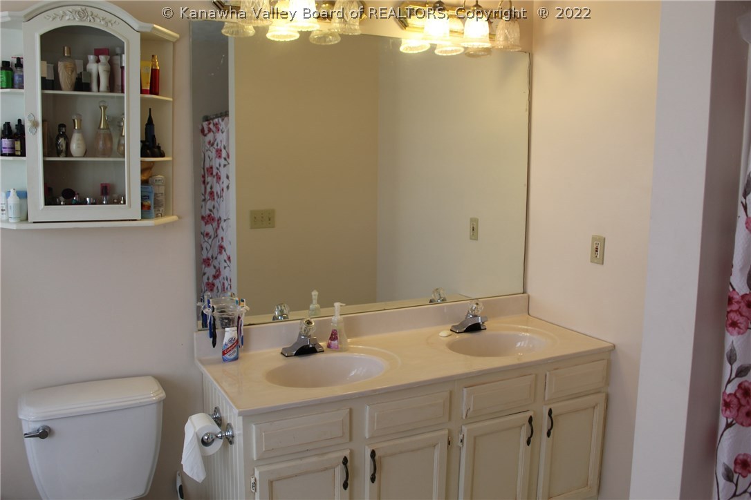 111 Jericho Road Winfield, WV 25213 - Photo 21 of 30 Gallery Image 21