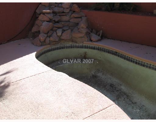 2717 Knightsbridge Road Henderson, NV 89074 - Photo 12 of 12 Swimming Pool/Hot Tub/Sauna.