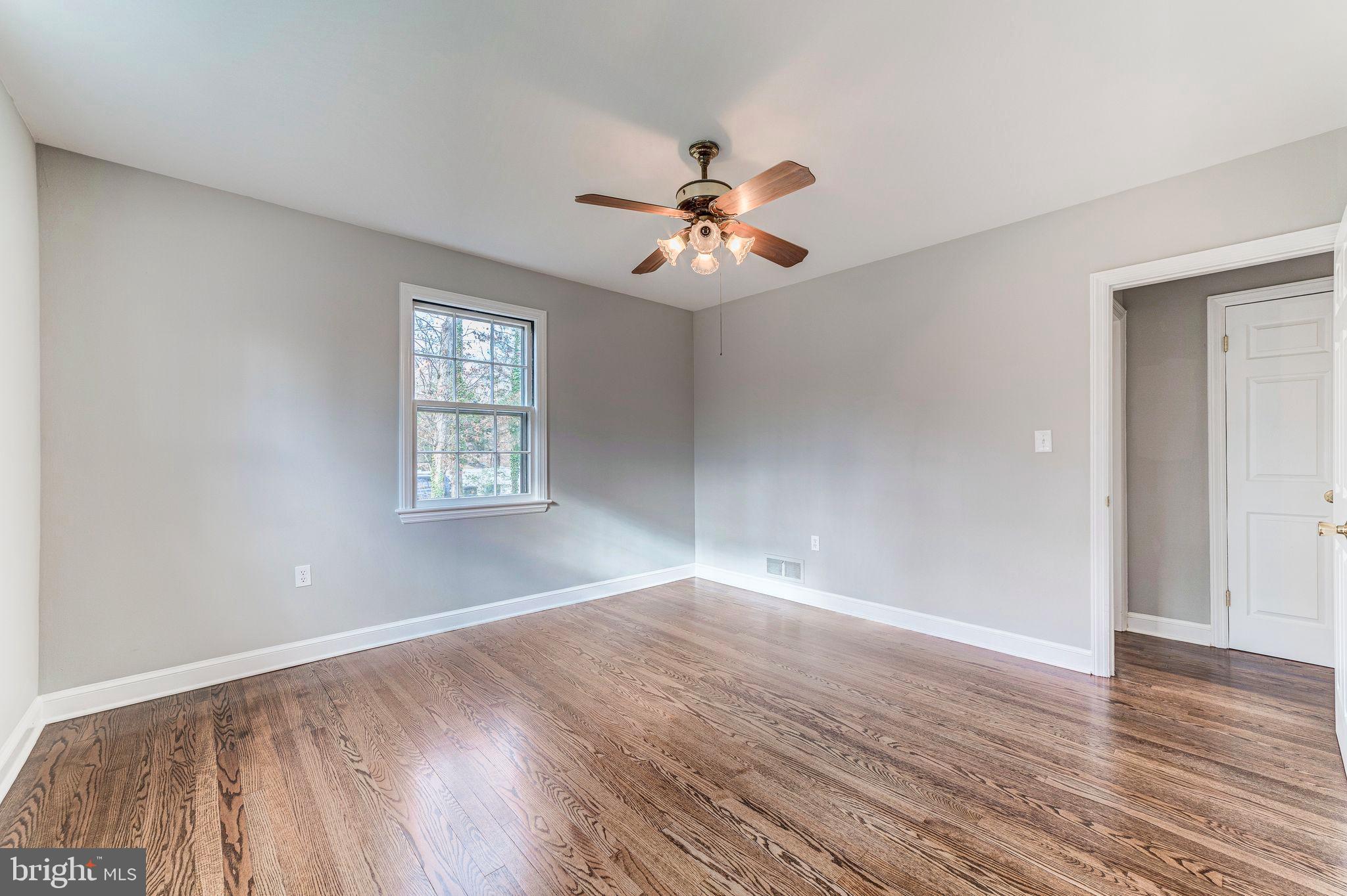 7219 Tanager Street Springfield, VA 22150 - Photo 27 of 55 Bedroom 1