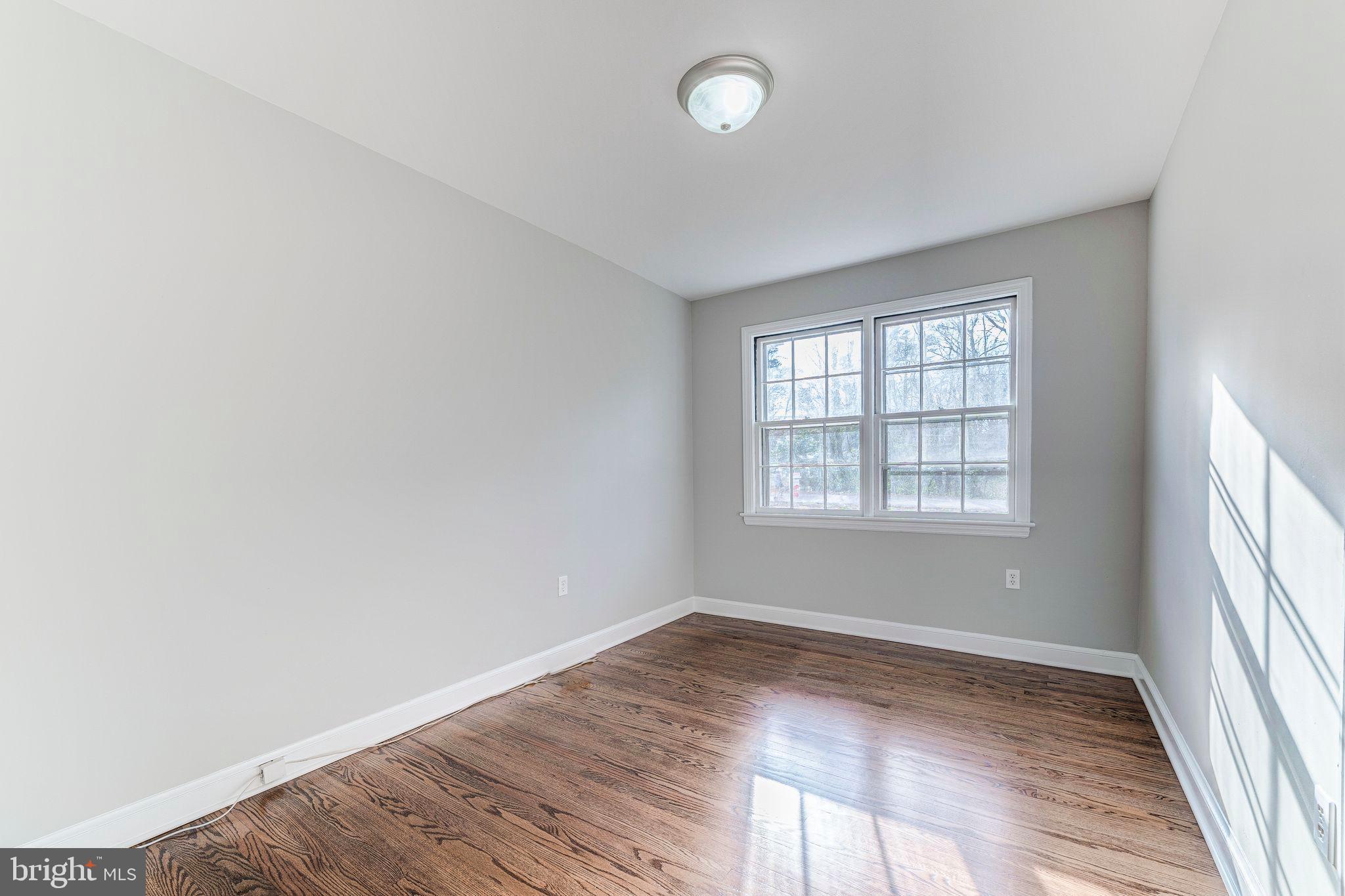 7219 Tanager Street Springfield, VA 22150 - Photo 29 of 55 Bedroom 2