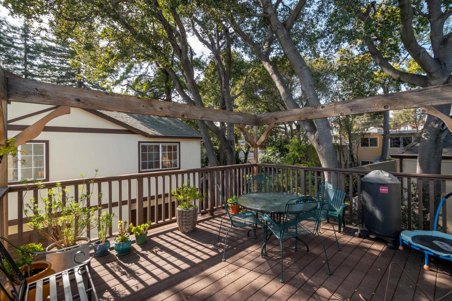 914 Palm Avenue San Mateo, CA 94401 - Photo 4 of 24 a view of a two chairs on the deck