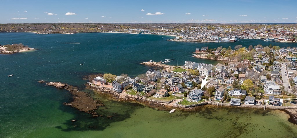 18 Rackliffe Street Gloucester, MA 01930 - Photo 8 of 11 Gallery Image 8
