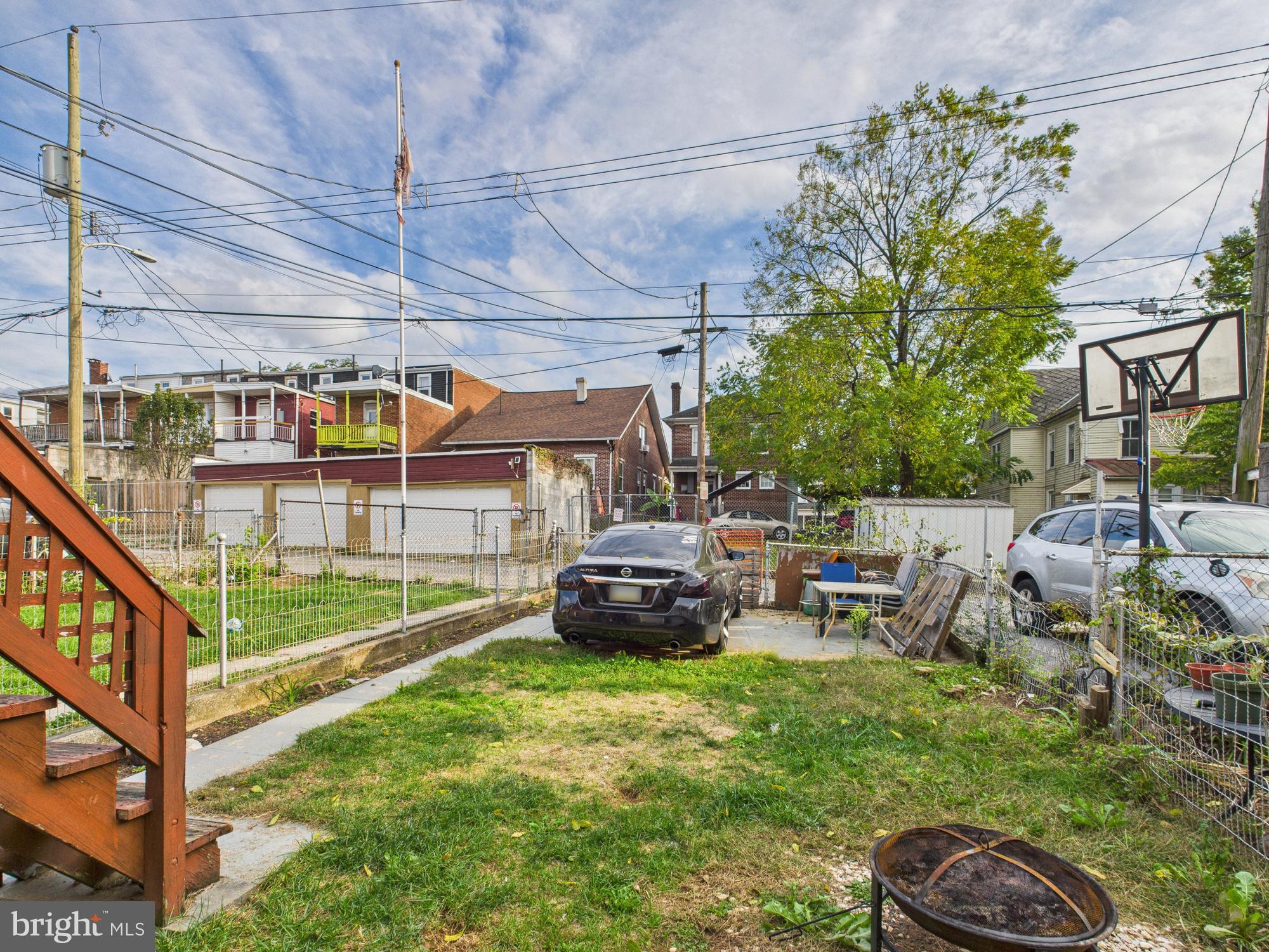 828 West Princess Street York, PA 17401 - Photo 32 of 32 a view of a backyard with table and chairs