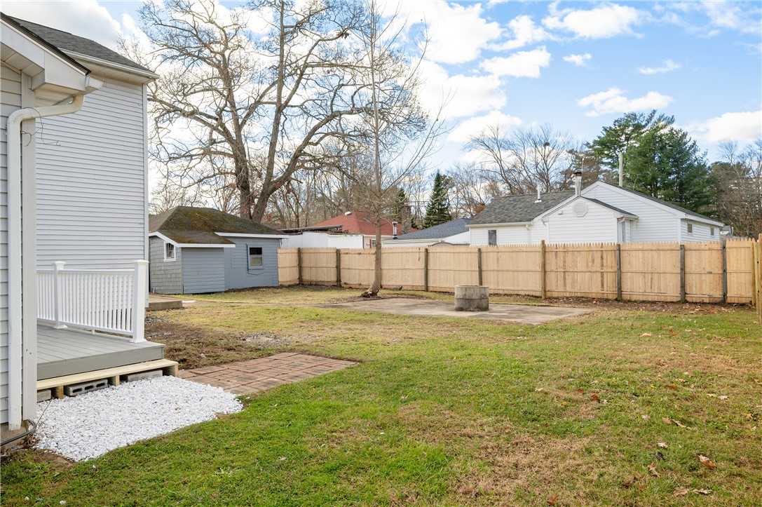 17 Alaska Street Coventry, RI 02816 - Photo 11 of 29 Gallery Image 11