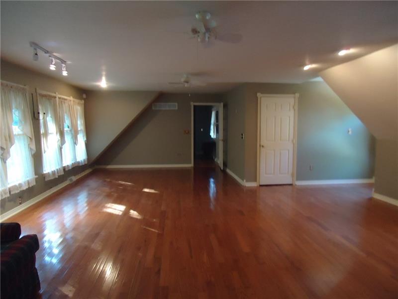 540 Craigsville Road Worthington, PA 16262 - Photo 9 of 25 Gallery Image 9