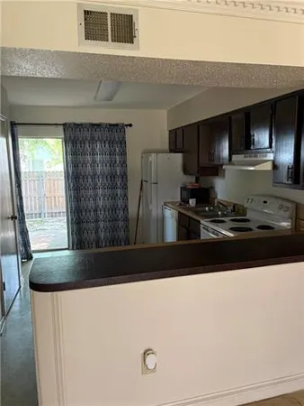 $1,200 | 913 Vouray Drive, Unit C, Kenner, LA 70065