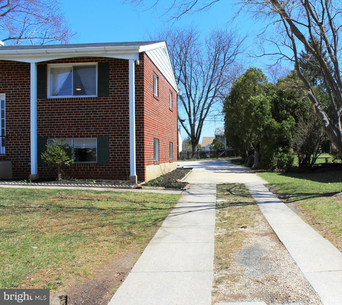 1401 Rolling Rd. Catonsville, MD 21228 - Photo 2 of 6 Exterior (General)