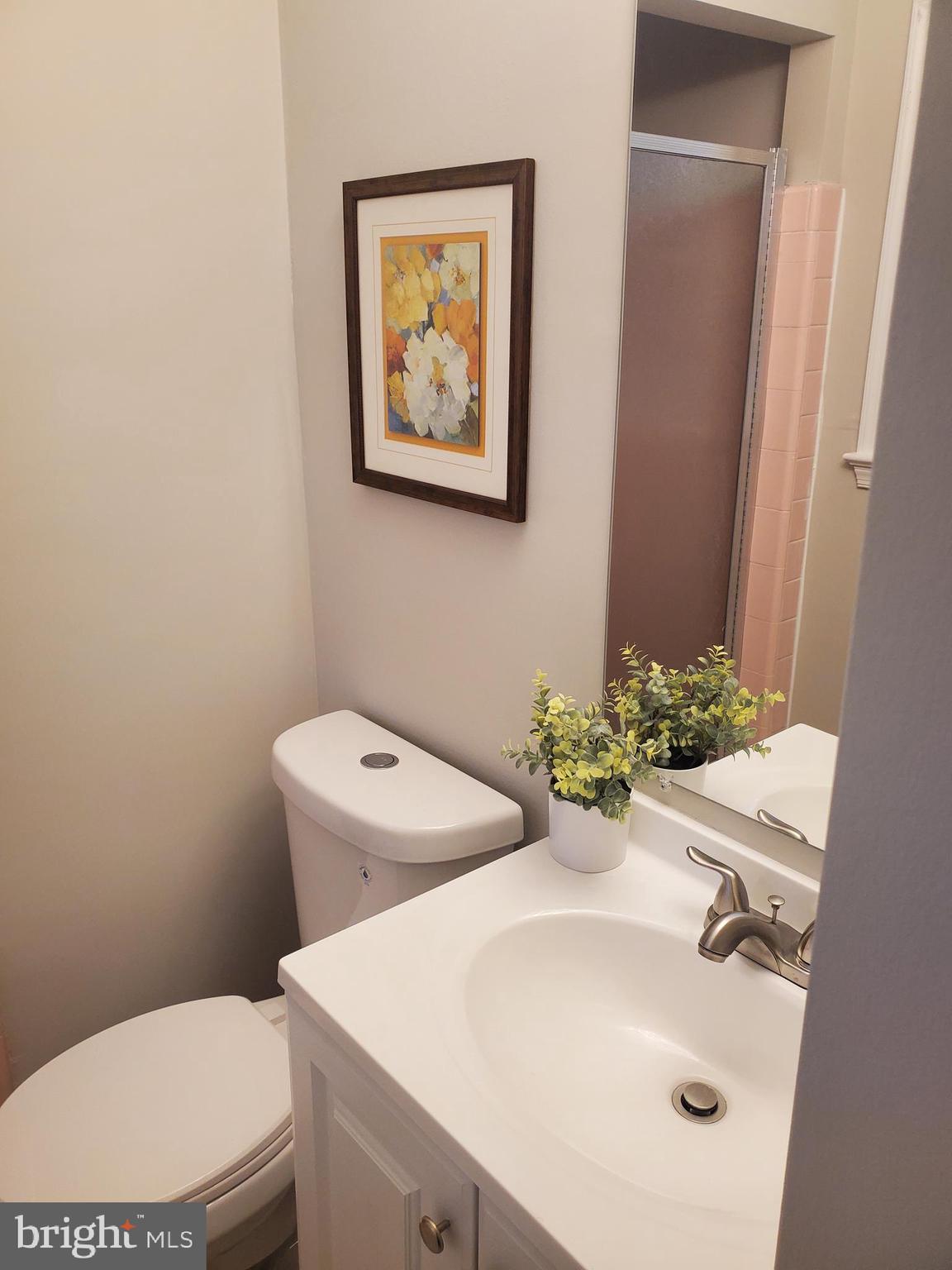 1002 Robroy Drive Silver Spring, MD 20903 - Photo 15 of 37 Gallery Image 15