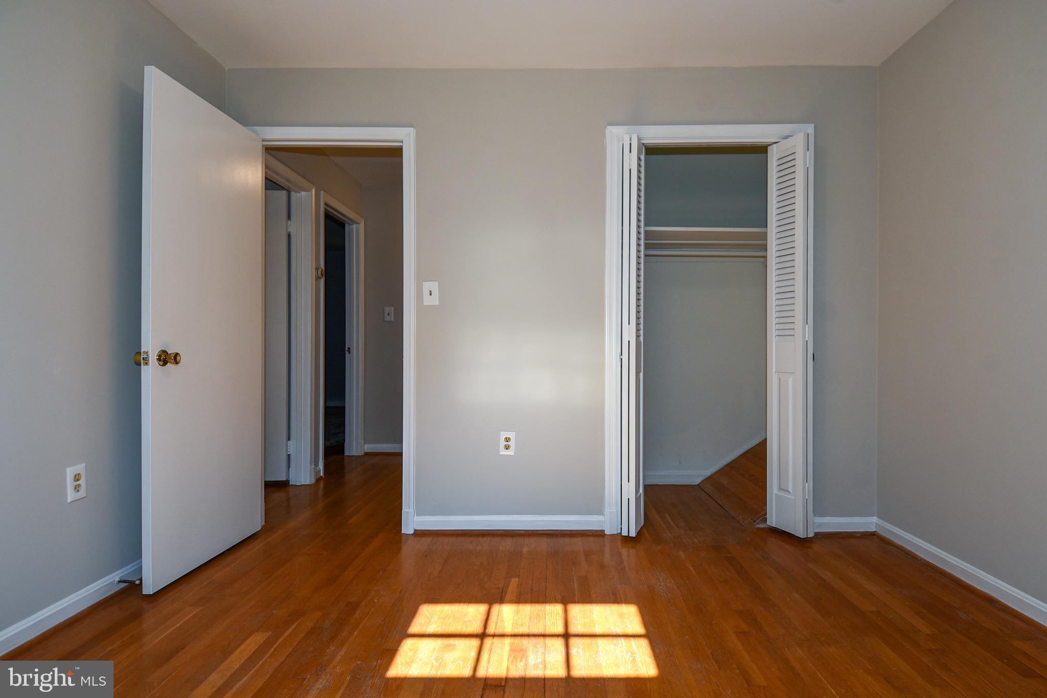 1002 Robroy Drive Silver Spring, MD 20903 - Photo 20 of 37 Gallery Image 20