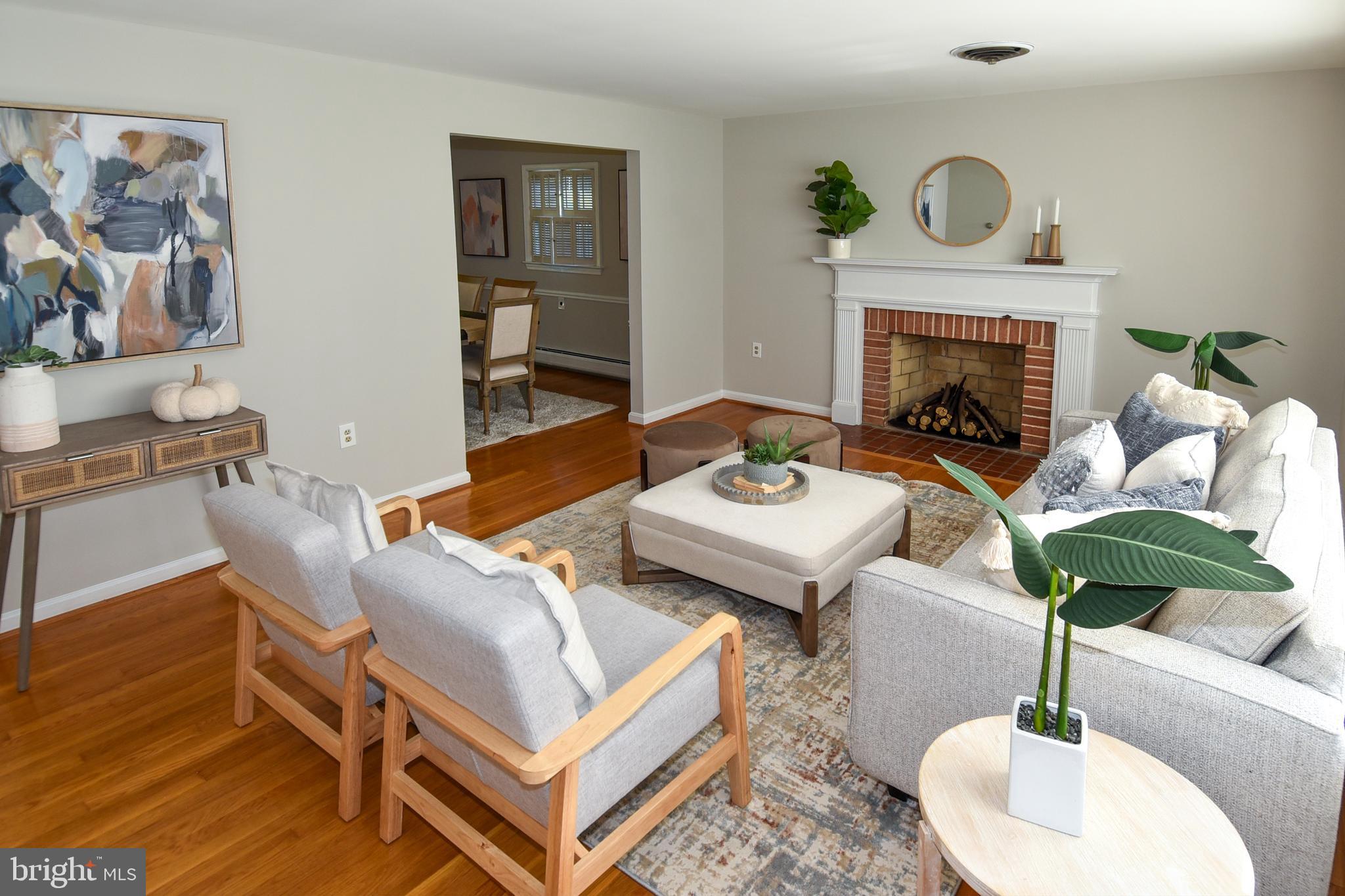 1002 Robroy Drive Silver Spring, MD 20903 - Photo 5 of 37 Gallery Image 5
