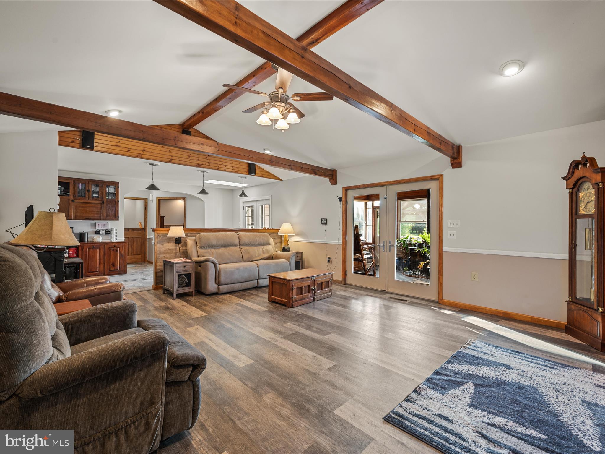373 Thunder Hill Drive Summit Point, WV 25446 - Photo 20 of 115 Living Room