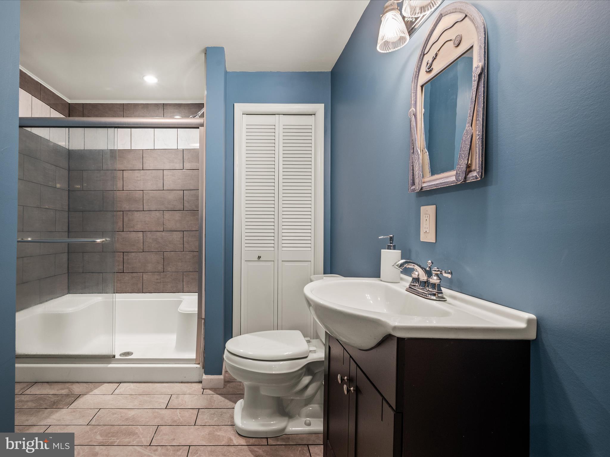 373 Thunder Hill Drive Summit Point, WV 25446 - Photo 46 of 115 Bathroom