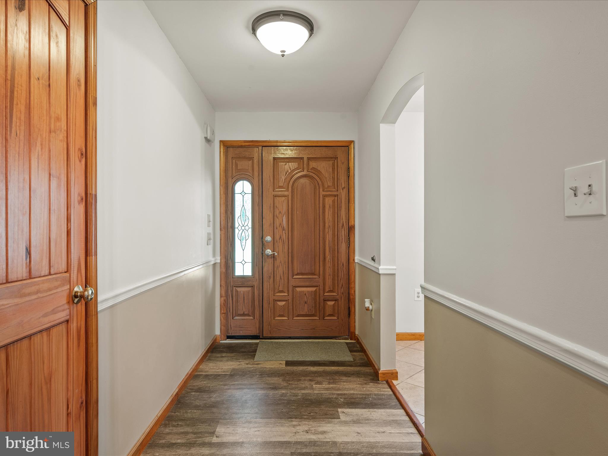 373 Thunder Hill Drive Summit Point, WV 25446 - Photo 9 of 115 Foyer