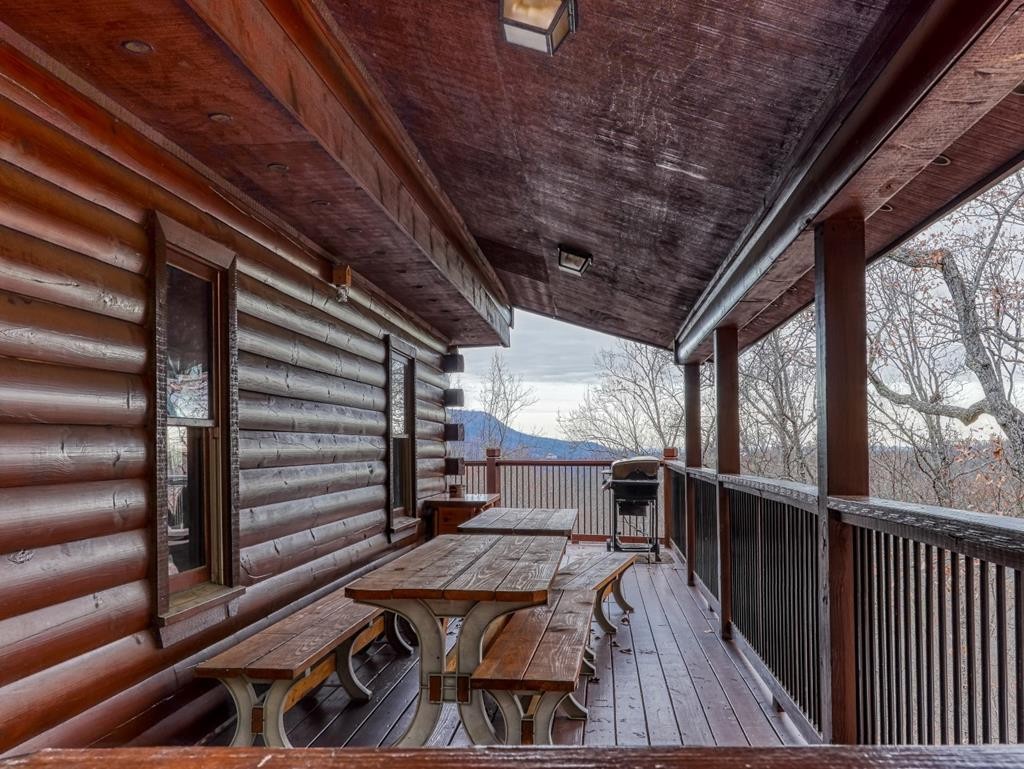 3303 Sugar Maple Loop Road Sevierville, TN 37862 - Photo 3 of 45