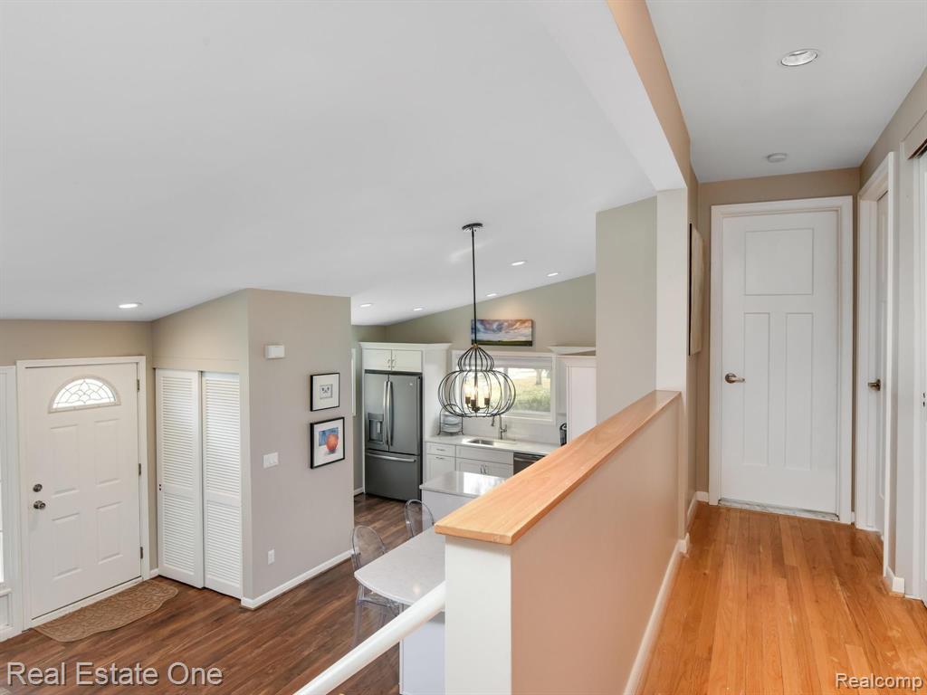 1347 Oak Street Rochester, MI 48307 - Photo 16 of 30