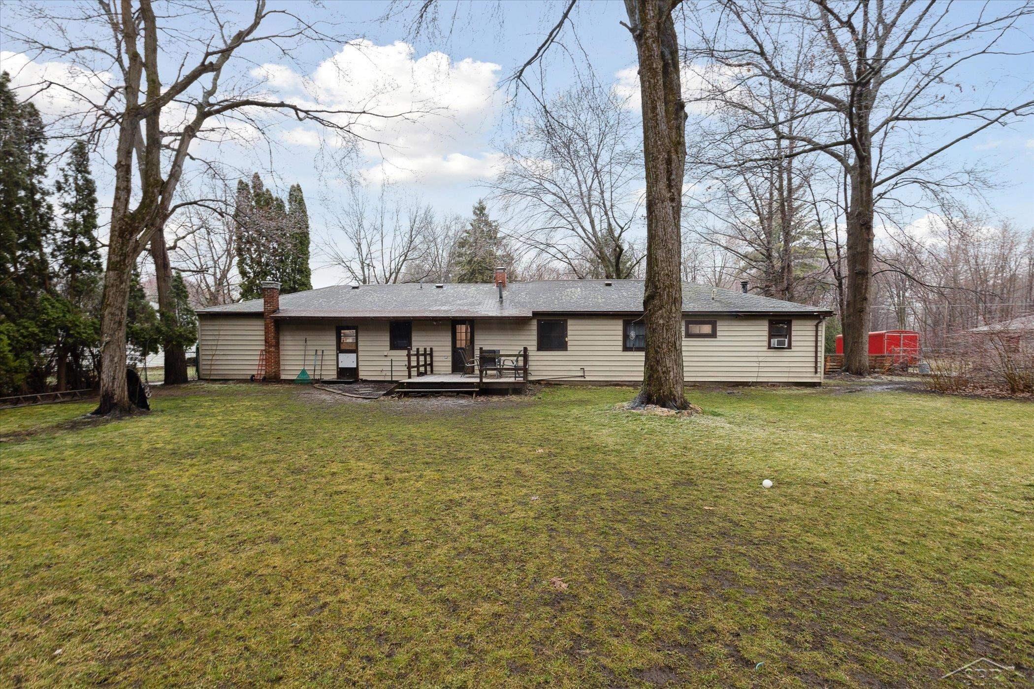 5735 Townline Road Birch Run, MI 48415 - Photo 28 of 31 50170316-596ec208-d406-4720-a057-e74e66763ac5.JPG