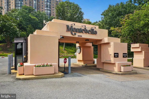 $2,850 | 5902 Mt Eagle Drive, Unit 1601, Alexandria, VA 22303