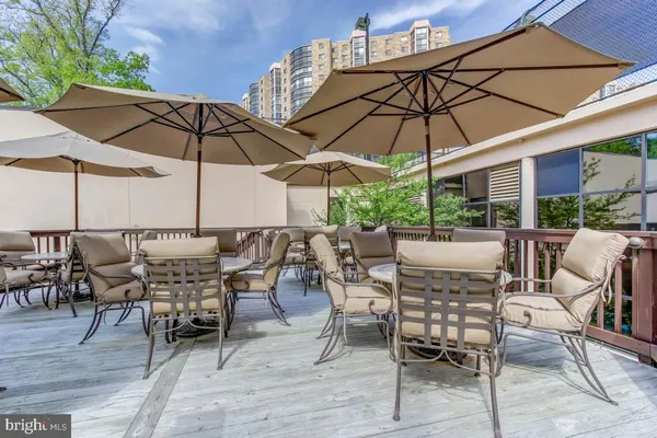 $2,850 | 5902 Mt Eagle Drive, Unit 1601, Alexandria, VA 22303