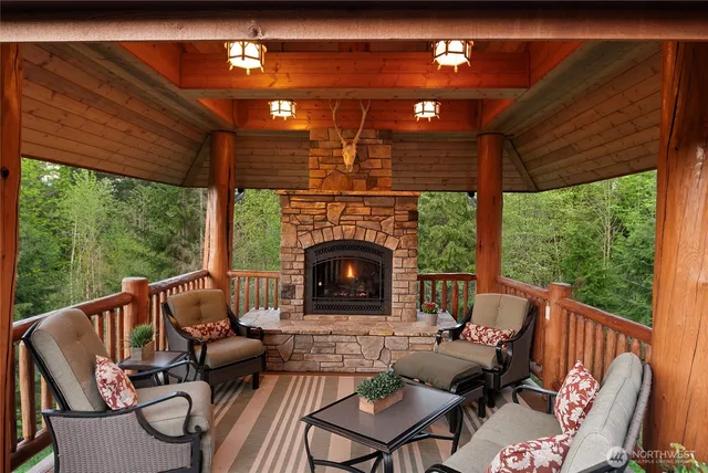 $3,250,000 | 16323 Reserve Drive Southeast, North Bend, WA 98045