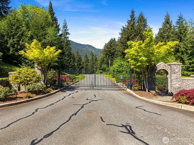 $3,250,000 | 16323 Reserve Drive Southeast, North Bend, WA 98045