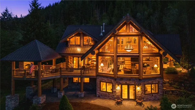 $3,250,000 | 16323 Reserve Drive Southeast, North Bend, WA 98045