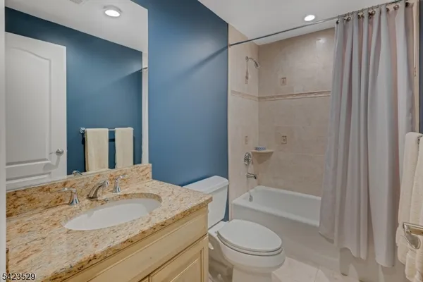 $1,425,000 | 5 Green Way, New Providence, NJ 07974