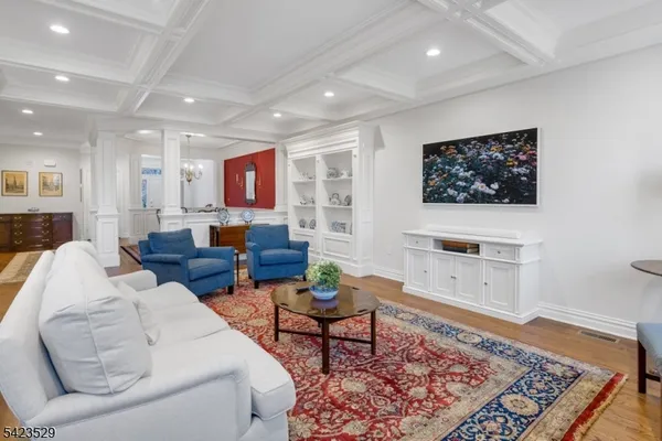 $1,425,000 | 5 Green Way, New Providence, NJ 07974