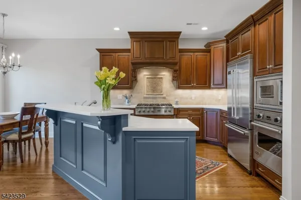 $1,425,000 | 5 Green Way, New Providence, NJ 07974