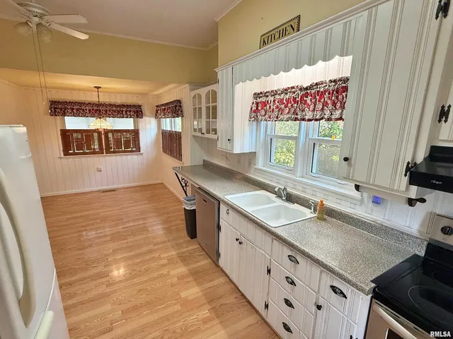 $109,900 | 601 East 5th Street, Metropolis, IL 62960