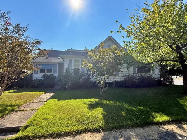 $109,900 | 601 East 5th Street, Metropolis, IL 62960