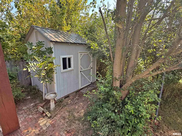 $109,900 | 601 East 5th Street, Metropolis, IL 62960