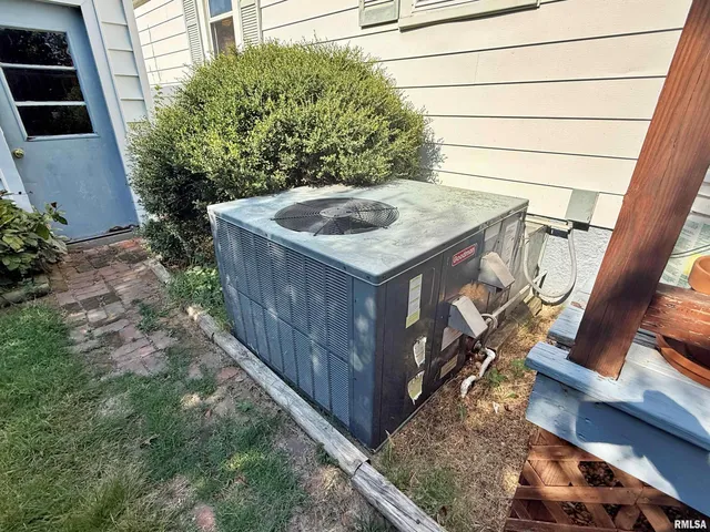 $109,900 | 601 East 5th Street, Metropolis, IL 62960