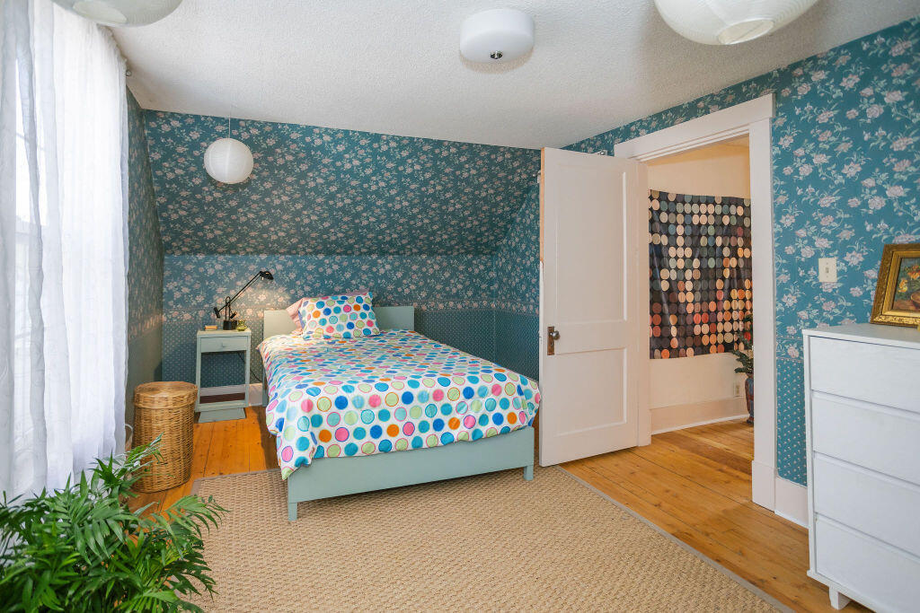 140 Maple Avenue Farmington, ME 04938 - Photo 25 of 63 taylor-kaminsky-photo-23