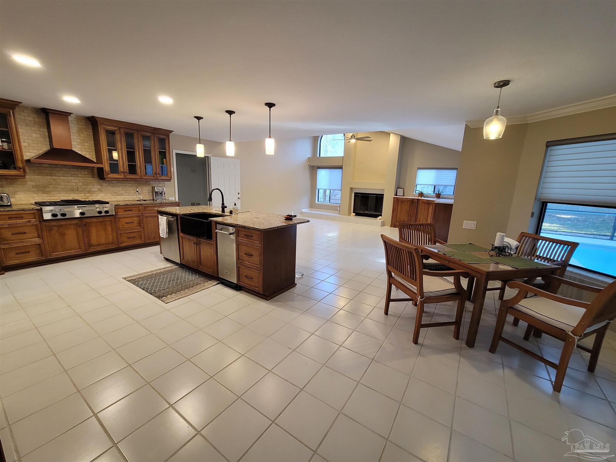 3407 Applegate Street Pensacola, FL 32514 - Photo 11 of 39