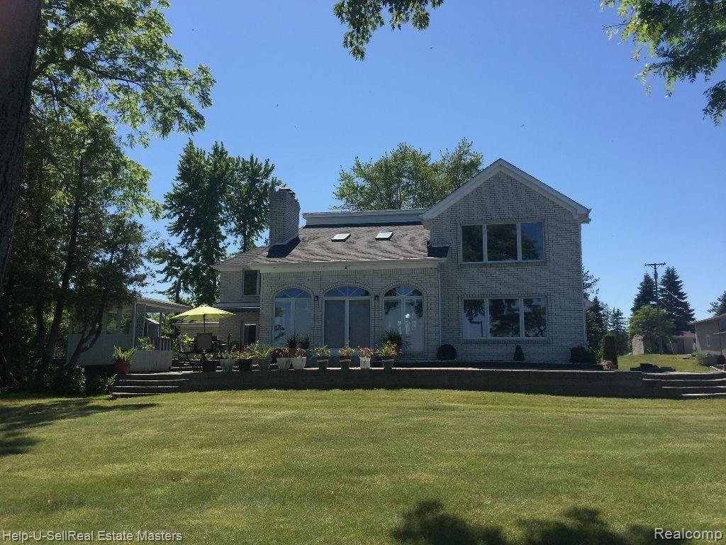 8827 Lakeshore Road Lexington, MI 48450 - Photo 32 of 34 Gallery Image 32