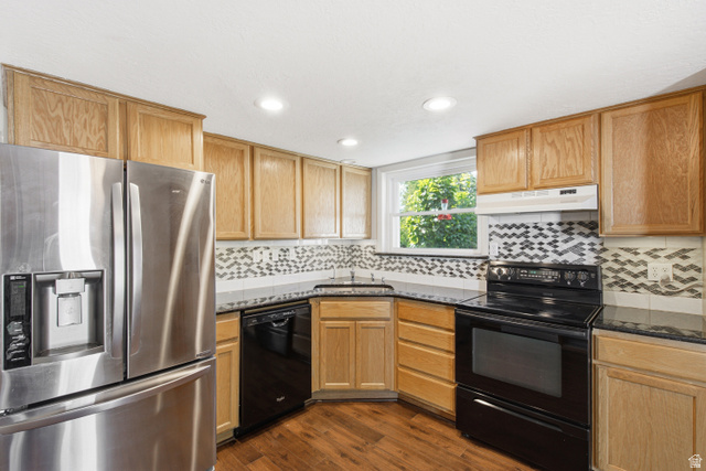 355 Aspen Way Centerville, UT 84014 - Photo 12 of 46