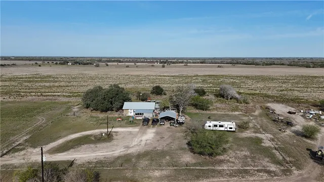 $300,000 | 4721 Farm To Market Road 1349, Skidmore, TX 78389