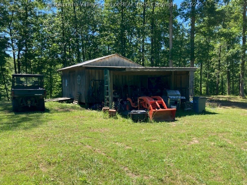1612 Spicewood Road Kenna, WV 25248 - Photo 17 of 21 Gallery Image 17