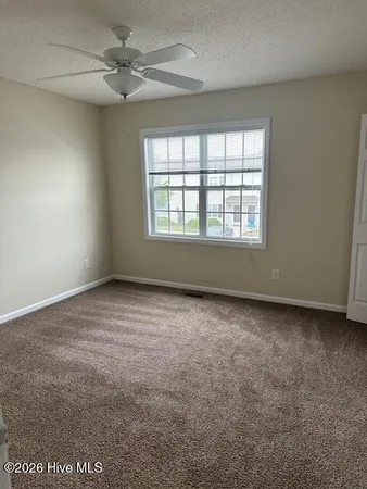 $1,000 | 3812 East Vancroft Circle, Unit L3, Winterville, NC 28590