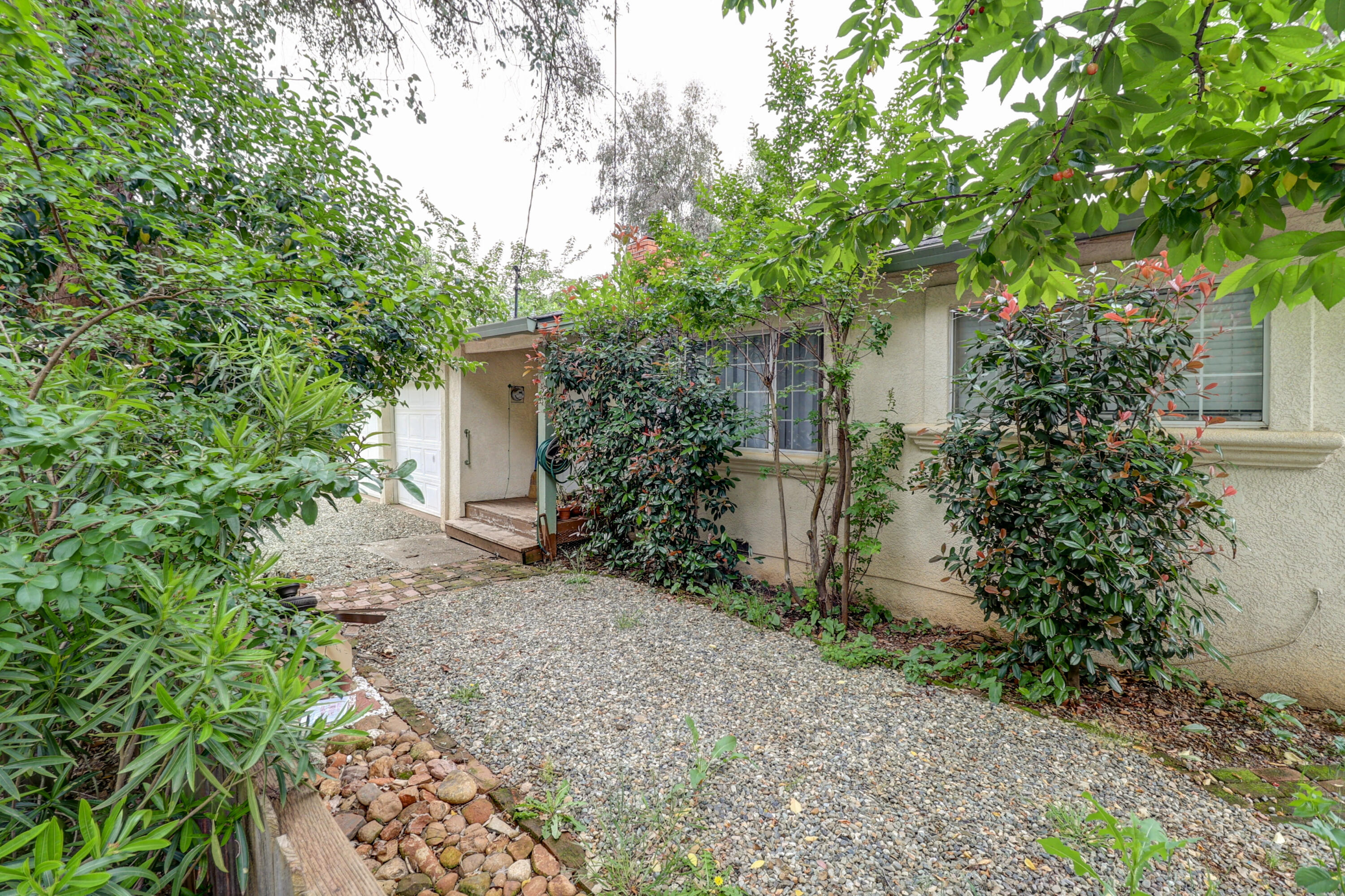 1152-1154 Echo Road Redding, CA 96002 - Photo 31 of 32 39-IMG_8341_2_3_4_5