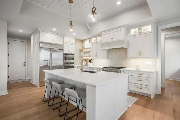 $1,259,000 | 27205 100th Terrace, Olathe, KS 66061