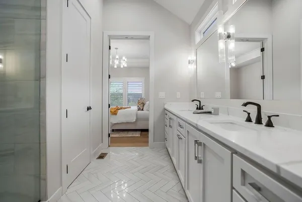 $1,259,000 | 27205 100th Terrace, Olathe, KS 66061