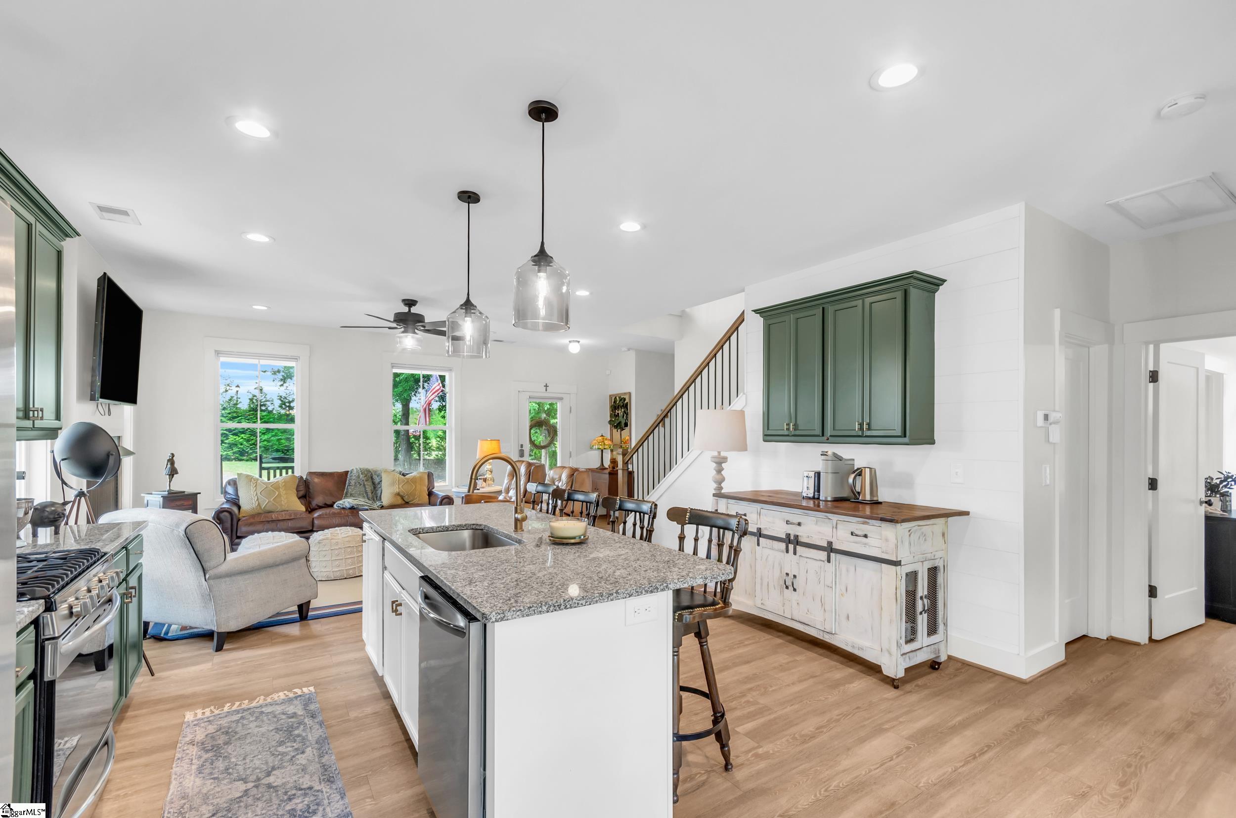 1331 Groce Meadow Road Taylors, SC 29687 - Photo 5 of 28