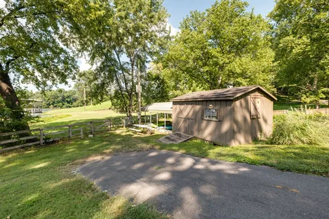 $899,000 | 306 Estate Drive, Mount Juliet, TN 37122