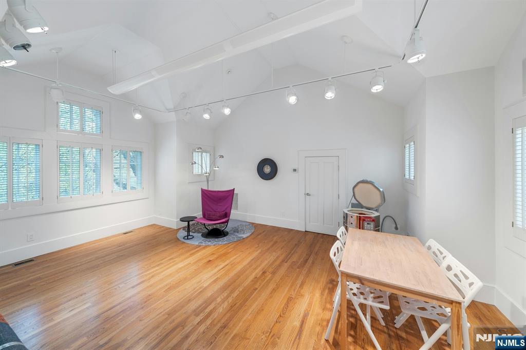7 Charney Place Alpine, NJ 07620 - Photo 13 of 22