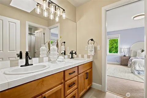 $2,350,000 | 3054 205th Court Northeast, Sammamish, WA 98074