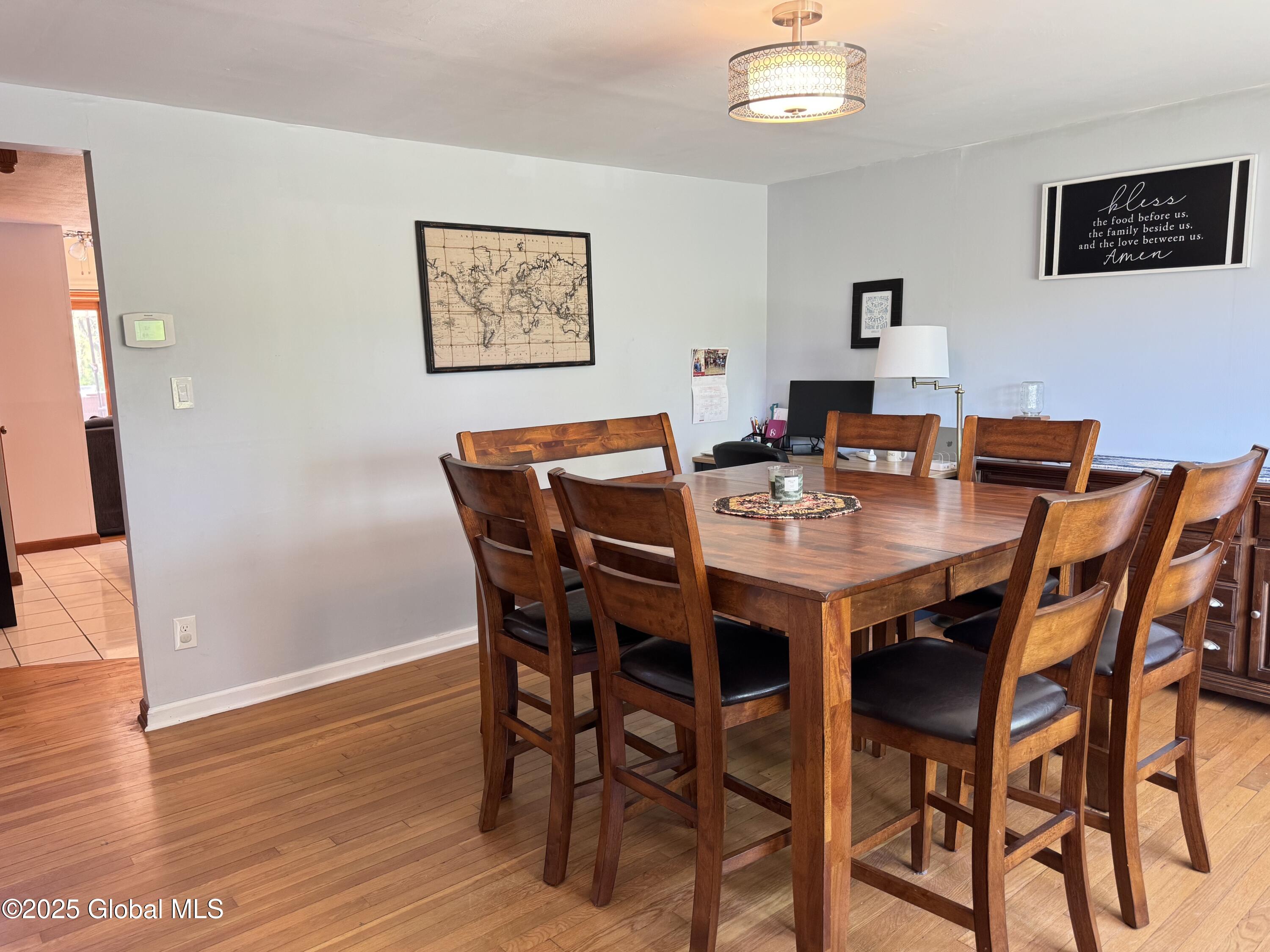 14 Wendom Road Albany, NY 12203 - Photo 3 of 25 14 Wendom Pic LR1