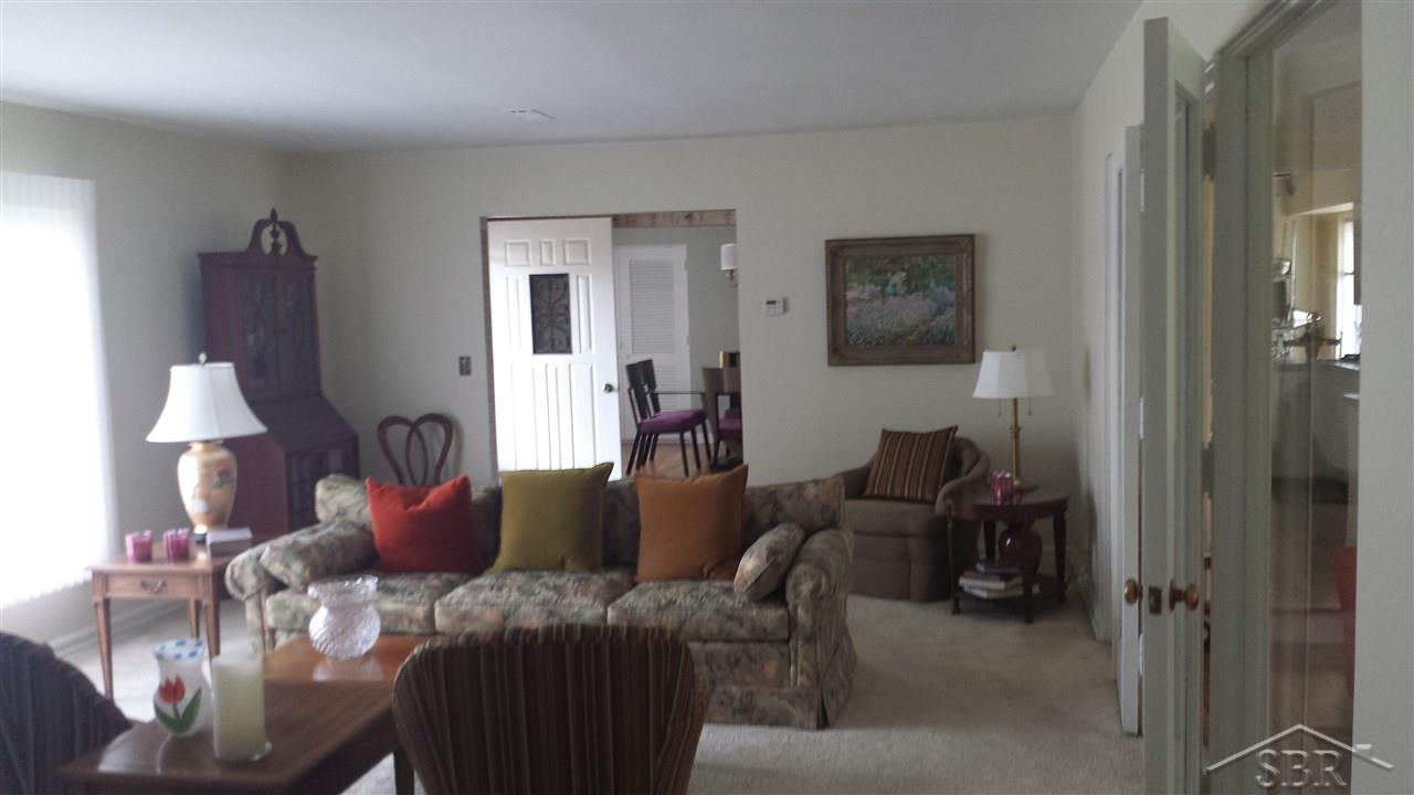 1790 North Center Road Saginaw, MI 48638 - Photo 6 of 18 31288440-5.JPG