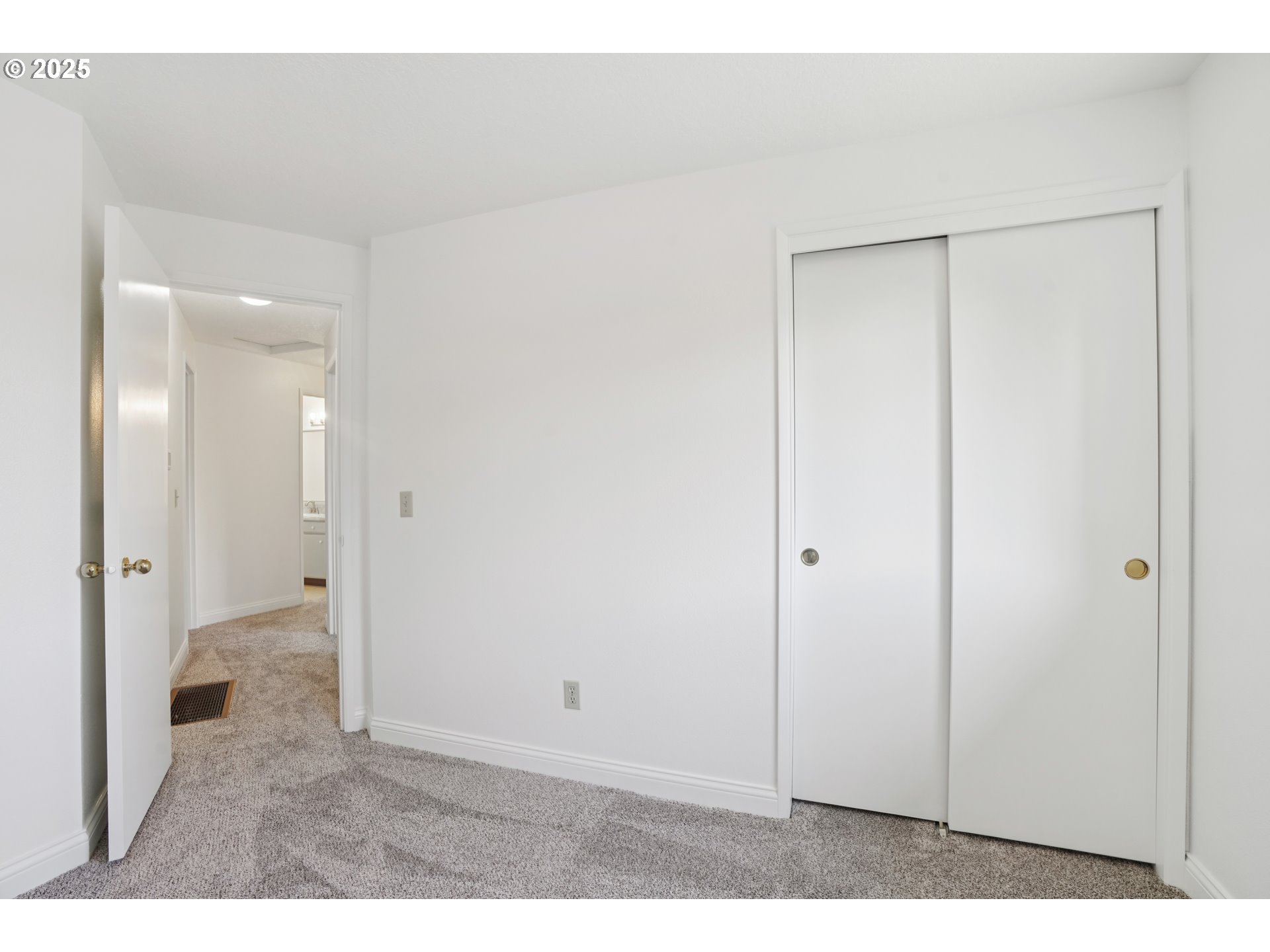 1305 Buchanan Street Oregon City, OR 97045 - Photo 19 of 33