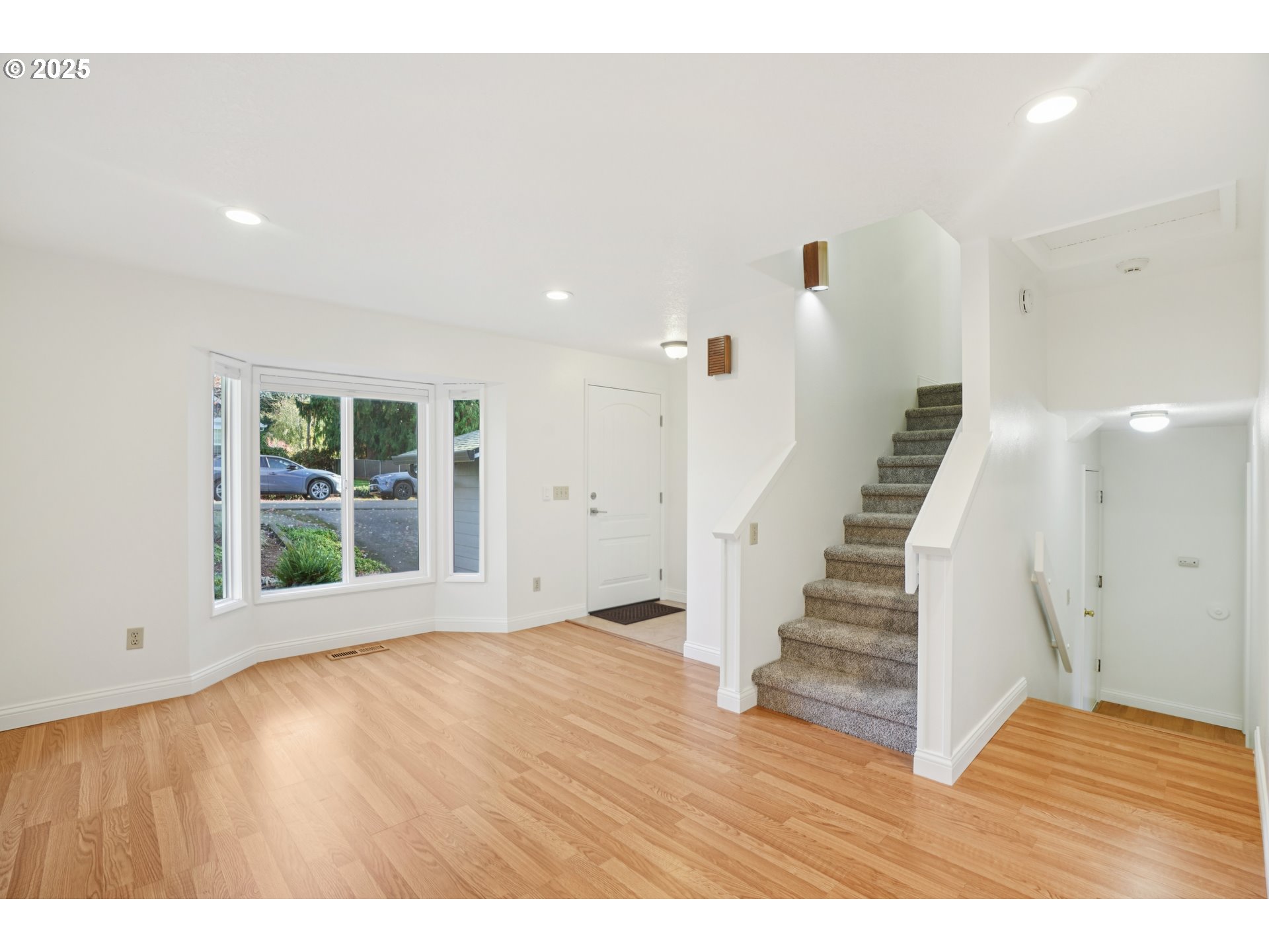 1305 Buchanan Street Oregon City, OR 97045 - Photo 4 of 33